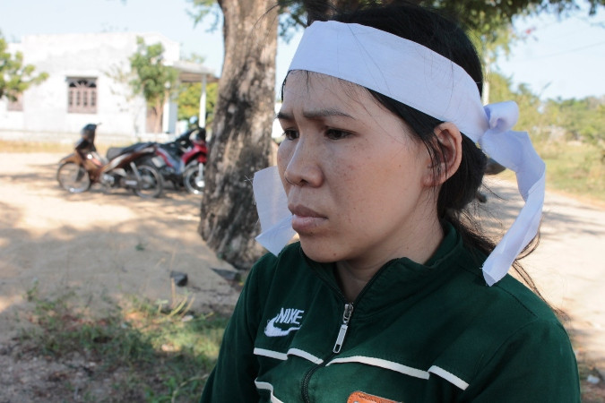 Nguoi phu nu chet loa the: Nhung cuoc goi ron nguoi cua ga chong ho-Hinh-2