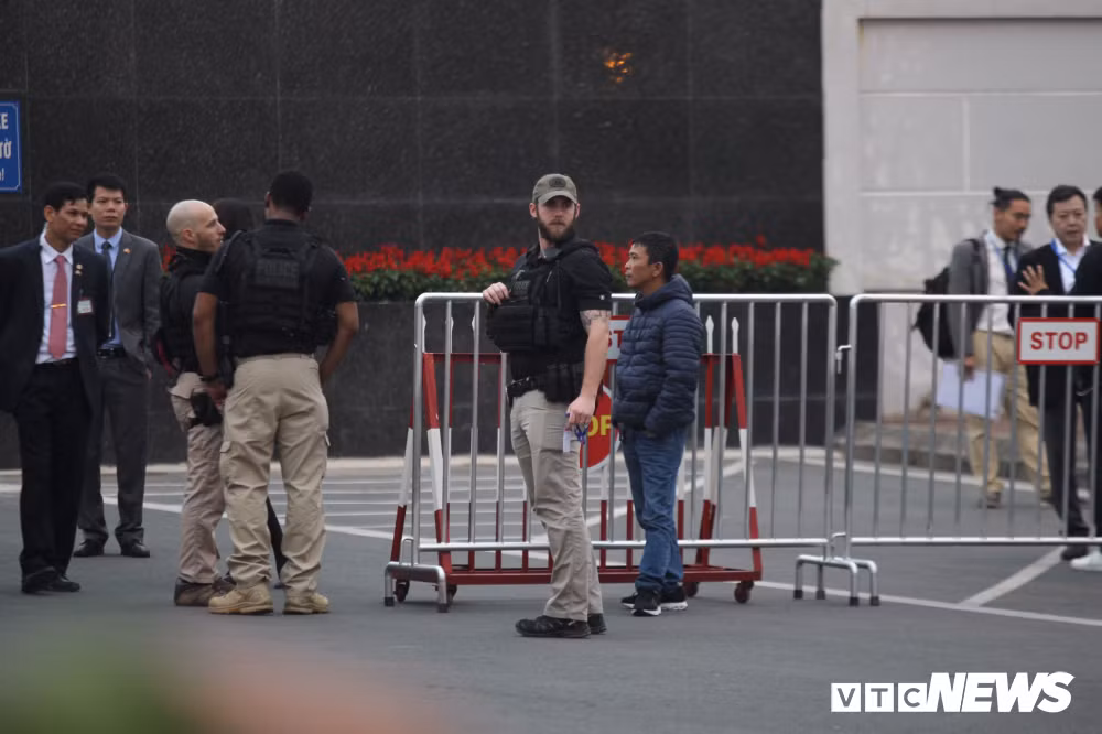 Tong thong My Donald Trump da den Ha Noi gap Chu tich Trieu Tien Kim Jong-un-Hinh-21