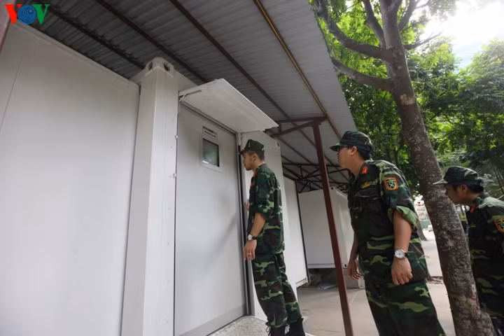 Mỗi một cabin tại Bệnh viện dã chiến cấp 2 số 2 tương ứng với một khu vực chuyên môn.