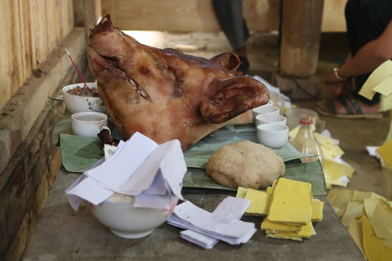 “Muc so thi” Tet dam dac ban sac cua nguoi Dao quan chet-Hinh-3