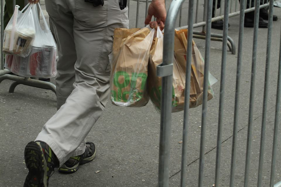 Truc tiep: Lenh cam van 