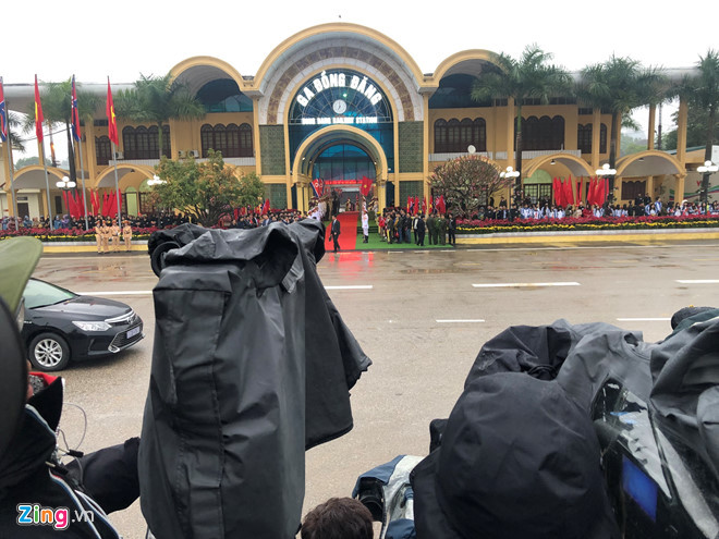 Chu tich Trieu Tien Kim Jong-un ve den khach san Melia, Ha Noi-Hinh-19