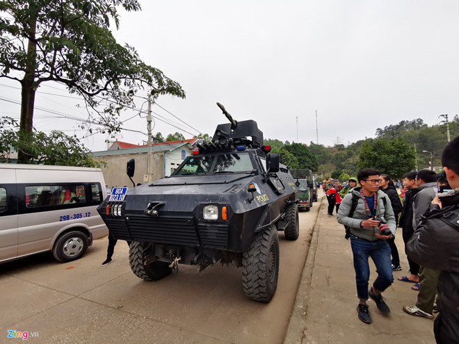 Chu tich Trieu Tien Kim Jong-un ve den khach san Melia, Ha Noi-Hinh-34