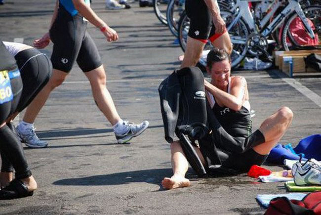 Mặc đồ quá chật chội là như vậy đấy.