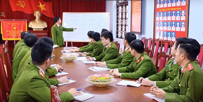 Hanh trinh triet pha bang tin dung den lon nhat nuoc-Hinh-2