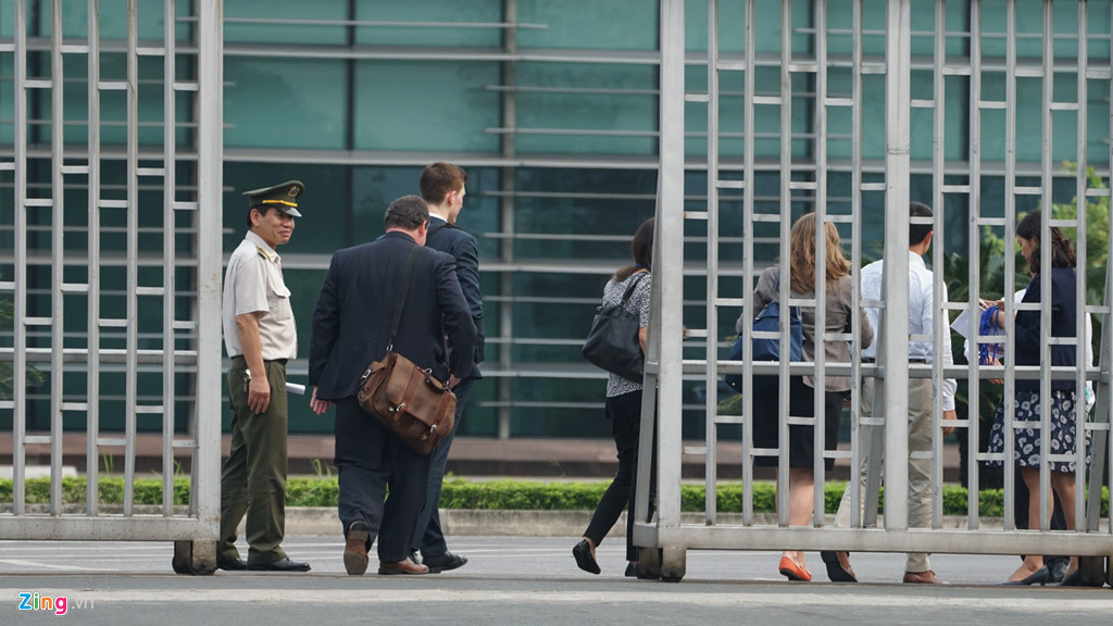 Hơn 800 nhân viên an ninh, cơ động của sân bay được huy động cho sự kiện này. Cục Hàng không Việt Nam cũng phối hợp với Cảng hàng không quốc tế Nội Bài, Tổng công ty Quản lý bay để đảm bảo công tác đón tiếp các chuyến bay.