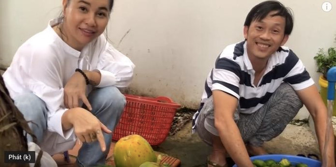 Cat Phuong tiet lo “kinh hoang” ve ten dan ca Hoai Linh nuoi