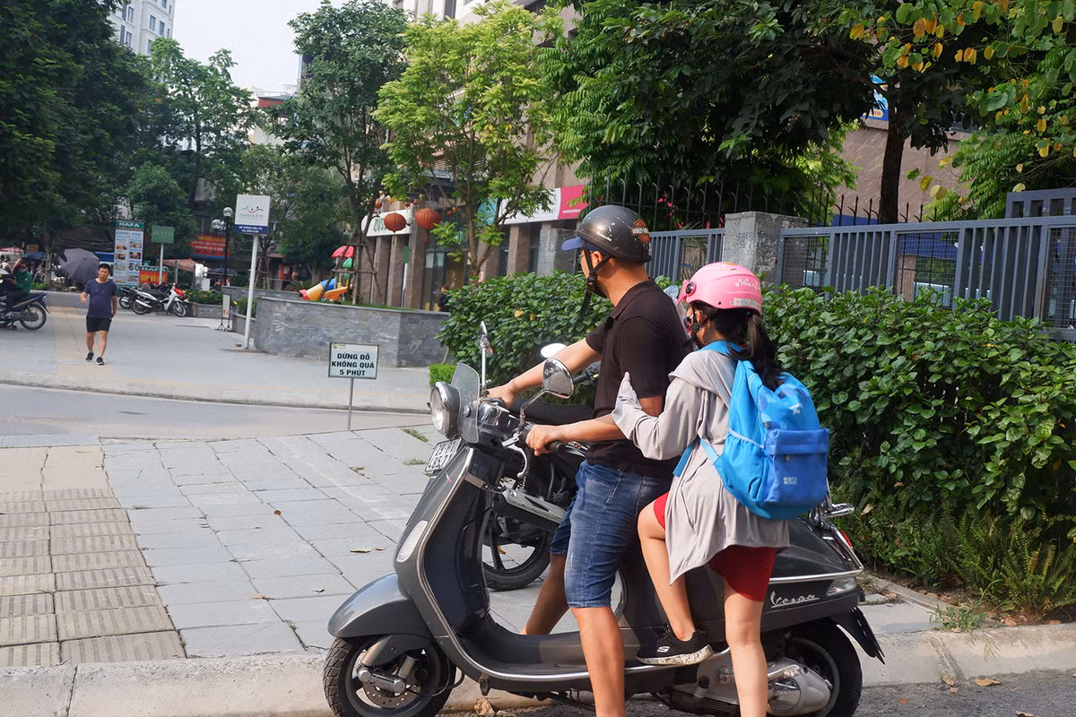 Truong Gateway the nao sau viec bo quen hoc sinh tren xe-Hinh-2