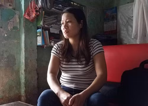 Giao vien hop dong lau nam o Ha Noi: Ua nuoc mat gia tu giao an