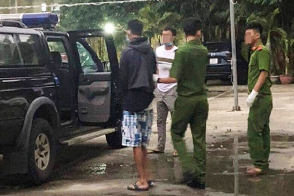 Doi tuong nhiem HIV dien cuong can, cao hang loat can bo cong an