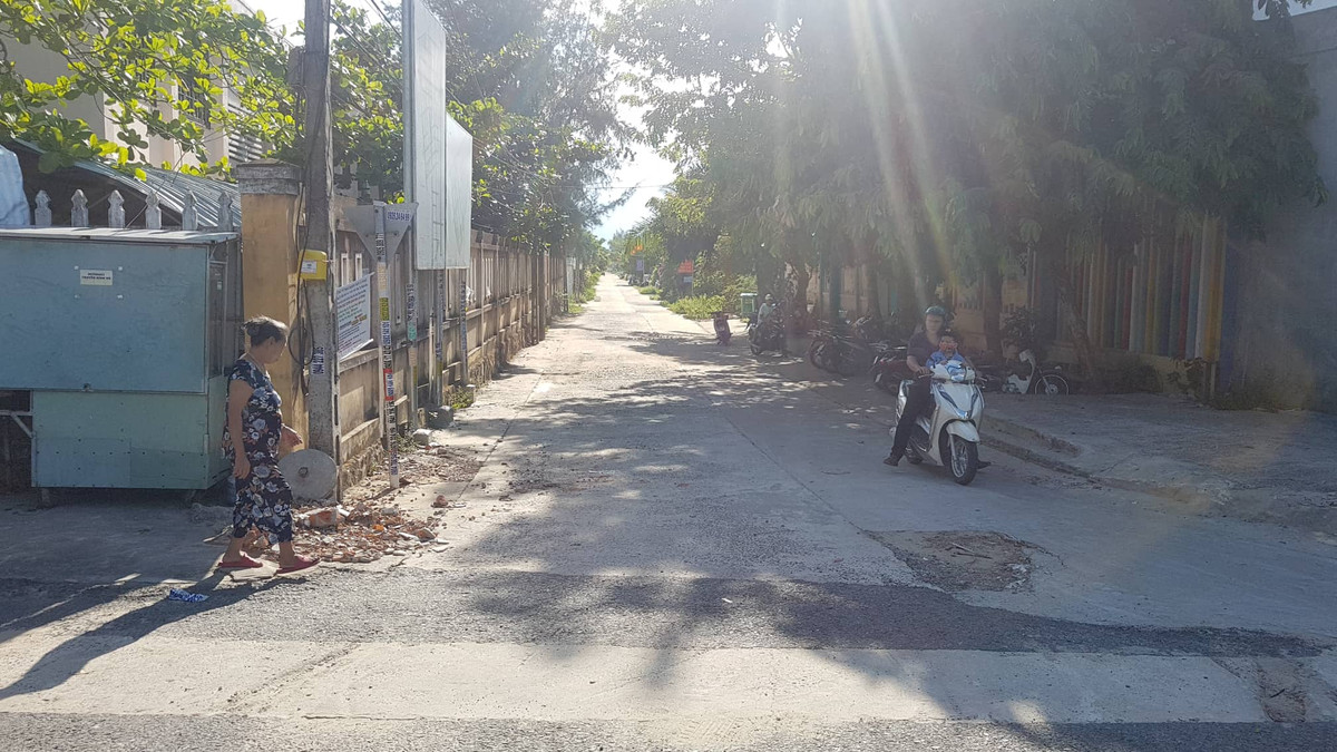 Quang Nam: CDT Phong Hai Thinh rao ban dat nen o nghia dia trai phap luat