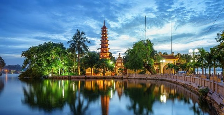 Chùa Trấn Quốc - một trong những ngôi chùa cổ nhất tại thủ đô Hà Nội.