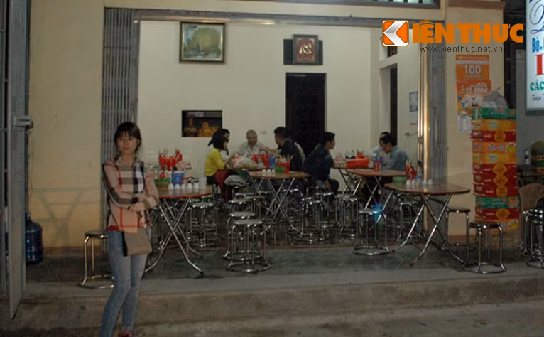 Xe om het gia tren troi tai le hoi cho Vieng-Hinh-4