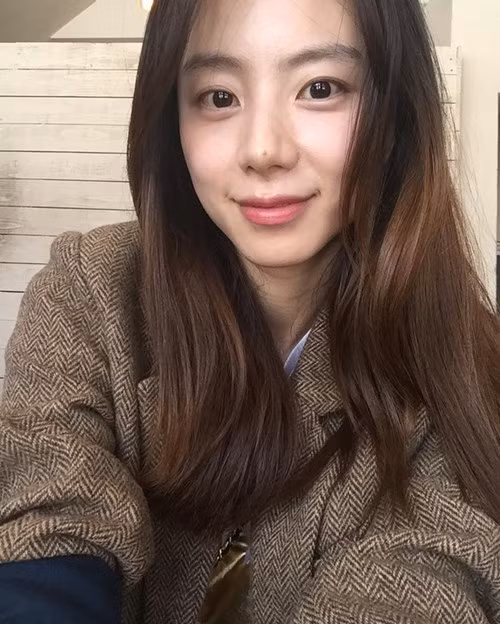 Tháng 2/2017, lần đầu tiên Park Soo Jin xuất hiện sau khi sinh con, trông cô không gầy như lúc này. (Ảnh: Instagram)