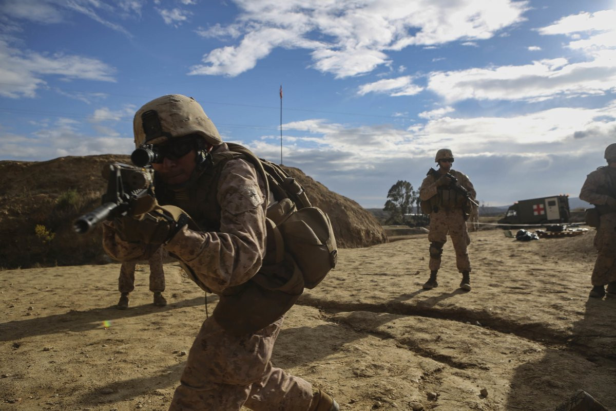 Ngoài 60 tàu nổi, cuộc tập trận còn có sự góp mặt của 7 tàu ngầm và 230 thiết giáp các loại. Nguồn ảnh: BI.