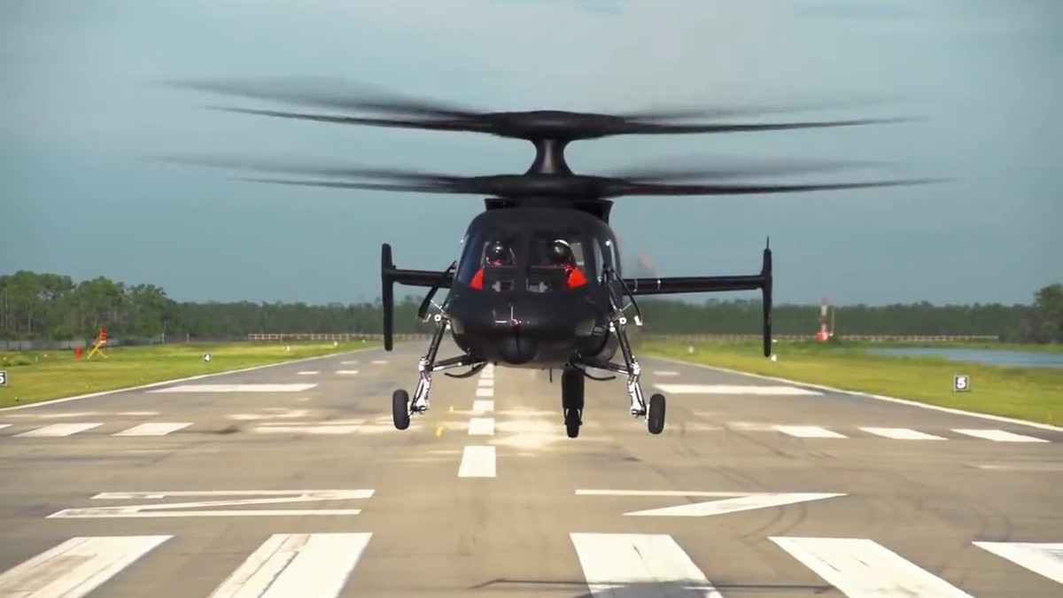 Có thể dễ dàng nhận ra, hệ thống càng của S-97 được thiết kế để có khả năng thu vào khi nó di chuyển. Điều này giúp S-97 giảm tối đa lực cản không khí, giúp S-97 đạt được tốc độ cao hơn khi di chuyển. Nguồn ảnh: Tube.