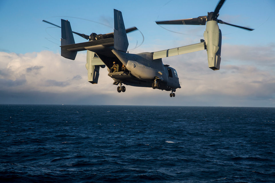 Vấn đề đặt ra ở đây đó là các loại máy bay vận tải sẽ khó hoạt động hiệu quả trong điều kiện thời tiết xấu - dẫn tới việc hậu cần bị gián đoạn. Nguồn ảnh: BI.