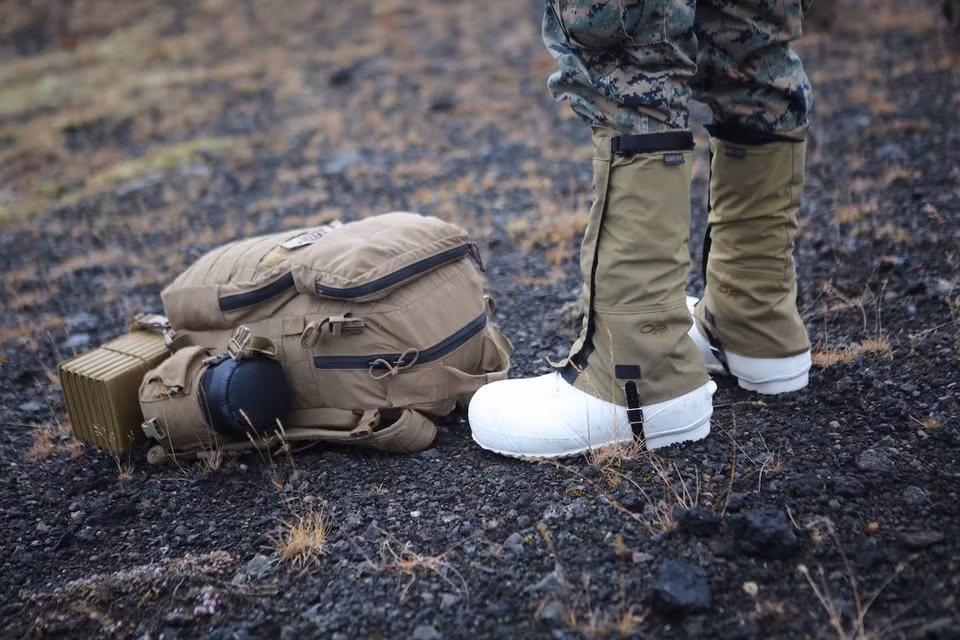 Các phương tiện chuyên dụng cho điều kiện thời tiết khắc nghiệt như ủng đi tuyết hay thậm chí là giày trượt cũng đòi hỏi binh lính cần có kỹ năng mới có thể sử dụng thành thạo được. Nguồn ảnh: BI.