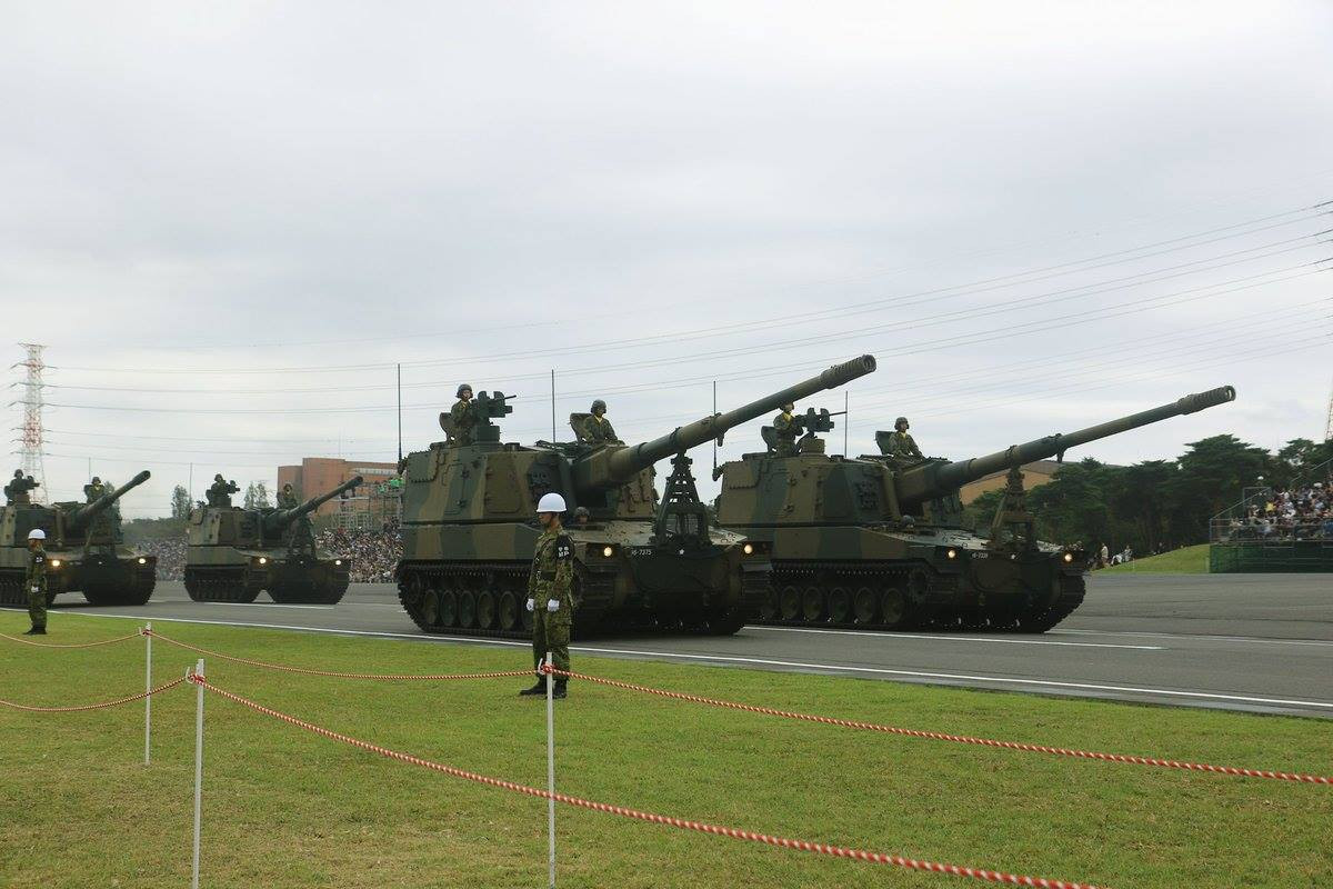 Pháo tự hành Type 99 cỡ nòng 155mm do Nhật Bản tự sản xuất. Loại pháo tự hành này được tập đoàn Mitsubishi thiết kế. Nguồn ảnh: Japnews.