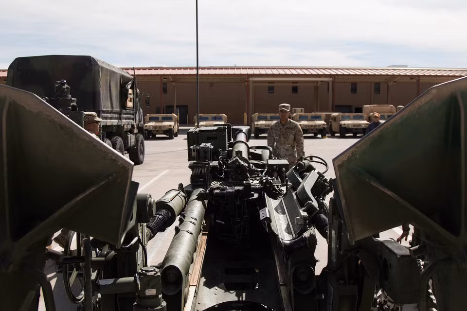 Trong khi đó góc hạ nòng tối đa là 0 độ, khẩu pháo này không thể hạ nòng xuống dứoi 0 độ. Nguồn ảnh: BI.