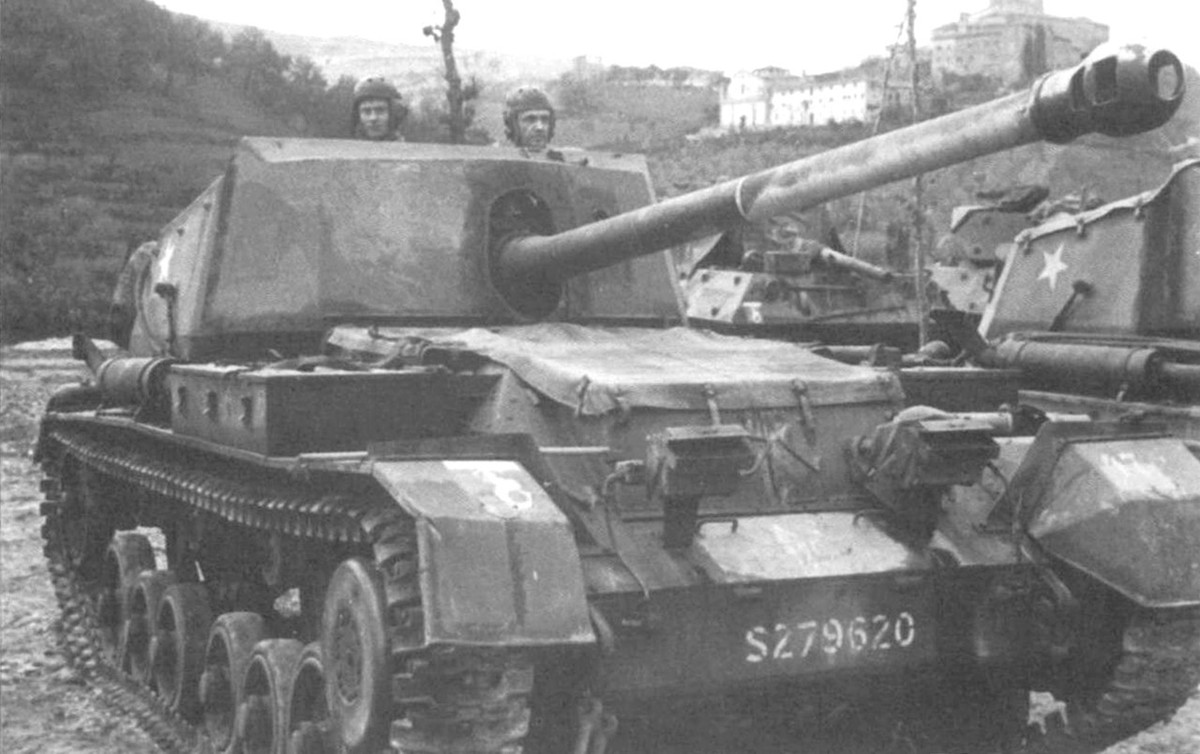 Bắt đầu phục vụ quân đội Anh từ năm 1944, pháo tự hành chống tăng Archer được coi là khẩu pháo tự hành chống tăng hiệu quả nhất từng được Anh sử dụng trong Chiến tranh Thế giới thứ hai. Tổng cộng Anh đã sản xuất tới 655 khẩu pháo tự hành chống tăng loại này. Nguồn ảnh: Warhistory.