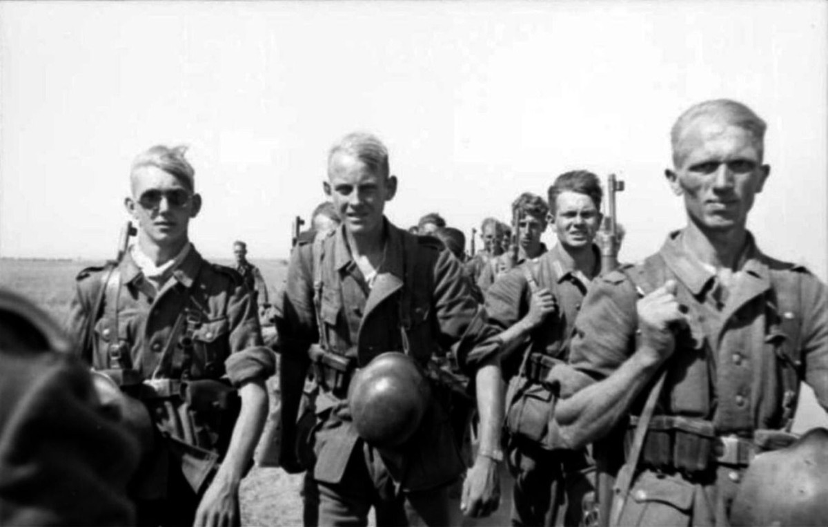 Mặc dù nhiều tài liệu khẳng định thất bại của Đức trong chiến dịch này có phần là do họ tham chiến cùng với gần 400.000 quân Romania và Italia - vốn được biết tới với khả năng tác chiến kém và trang bị thiếu thốn. Nguồn ảnh: Tube.