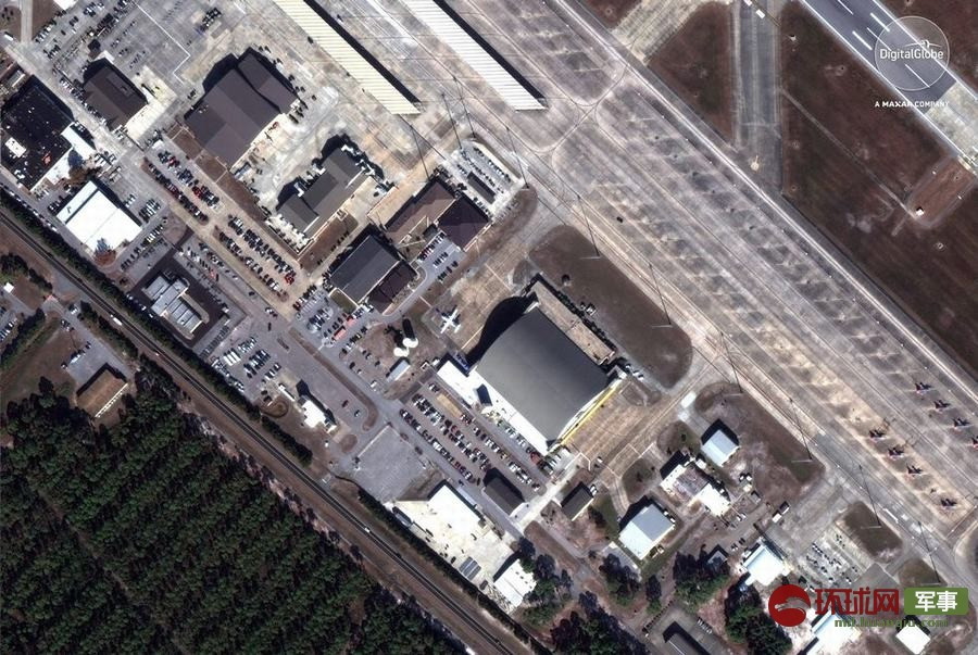 Căn cứ quân sự Tyndall của Mỹ trước khi bị siêu bão tấn công. Nguồn ảnh: Huangqiu.