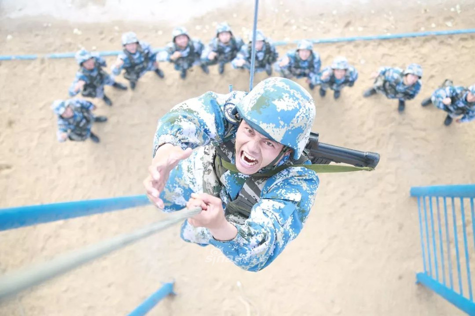 Năm 1980, Lữ đoàn Thuỷ quân Lục chiến số 1 của Trung Quốc chính thức hoạt động trở lại và đóng quân trên đảo Hải Nam của nước này. Nguồn ảnh: Sina.