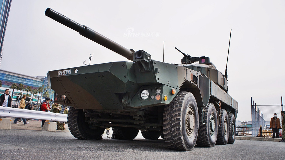 Hiện tại, Lực lượng Phòng vệ Nhật Bản được cho là đang sở hữu tối thiểu 80 phương tiện chiến đấu cơ động dạng này. Tuy nhiên có thể chắc chắn một điều, với giá thành cao hơn cả xe tăng chủ lực chiến trường, triển vọng xuất khẩu của pháo tự hành chống tăng Type 16 là gần như bằng 0. Nguồn ảnh: Sina.