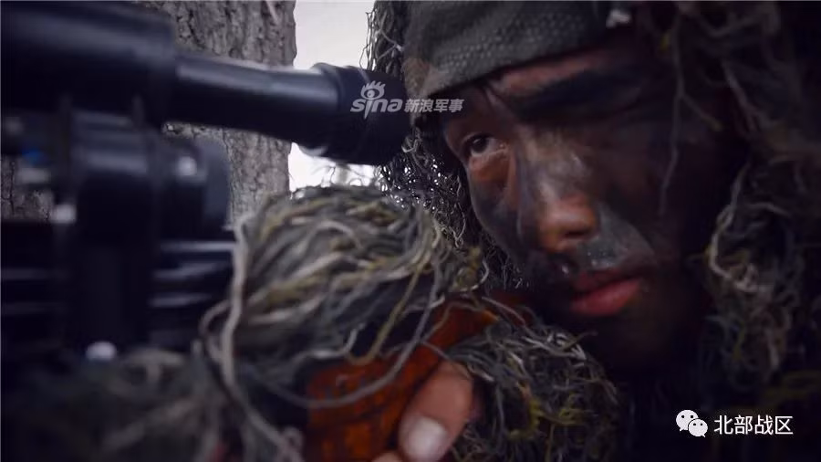 Giống mọi khẩu súng khác cùng thời do Liên Xô sản xuất, Dragunov dễ sử dụng, dễ bảo quản, tính sát thương cao, bền bỉ, hoạt động được trong nhiều điều kiện thời tiết khác nhau và cực kỳ ổn định. Nguồn ảnh: Sina.