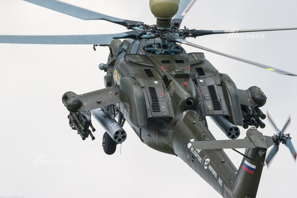 Dây chuyền sản xuất của Mi-28 bắt đầu được khởi động từ tháng 12/1987. Sau khi Liên Xô tan rã, chương trình Mi-28 sẽ có nguy cơ bị huỷ bỏ vì ngân sách của quân đội dành cho nó là ngày càng ít trong khi khách hàng mua Mi-28 thì chưa thấy đâu do nó không thể cạnh tranh nổi với Ka-50. Nguồn ảnh: Sina.