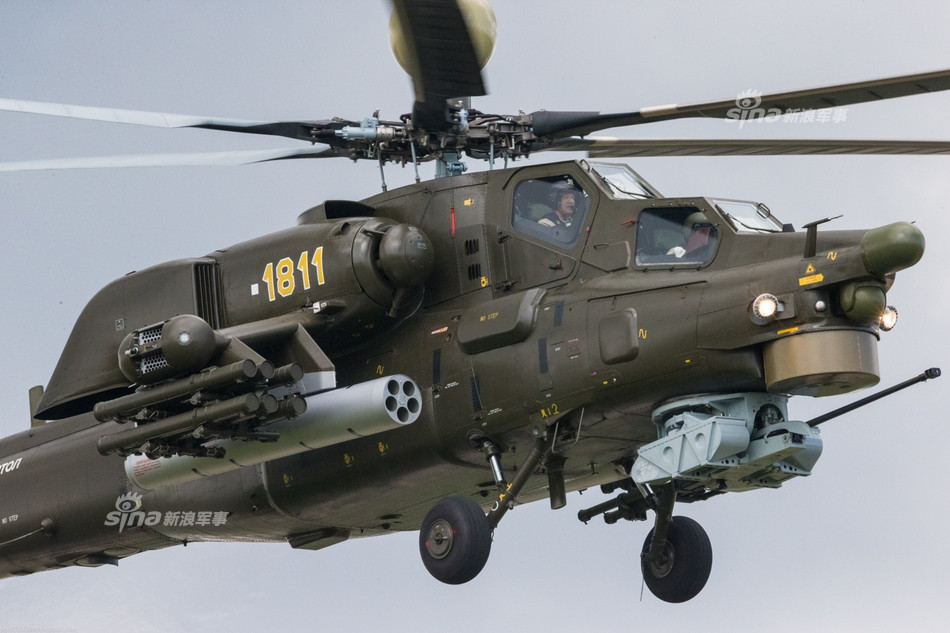 Ngoài việc không thể cạnh tranh nổi với Ka-50, thực tế Mi-28 vẫn được đánh giá là một trực thăng rất tốt với độ tin cậy đặc biệt cao. Mi-28 có thể hoạt động tốt ở những khu vực có khí hậu khắc nghiệt, bụi bặm hoặc ẩm ướt. Nguồn ảnh: Sina.