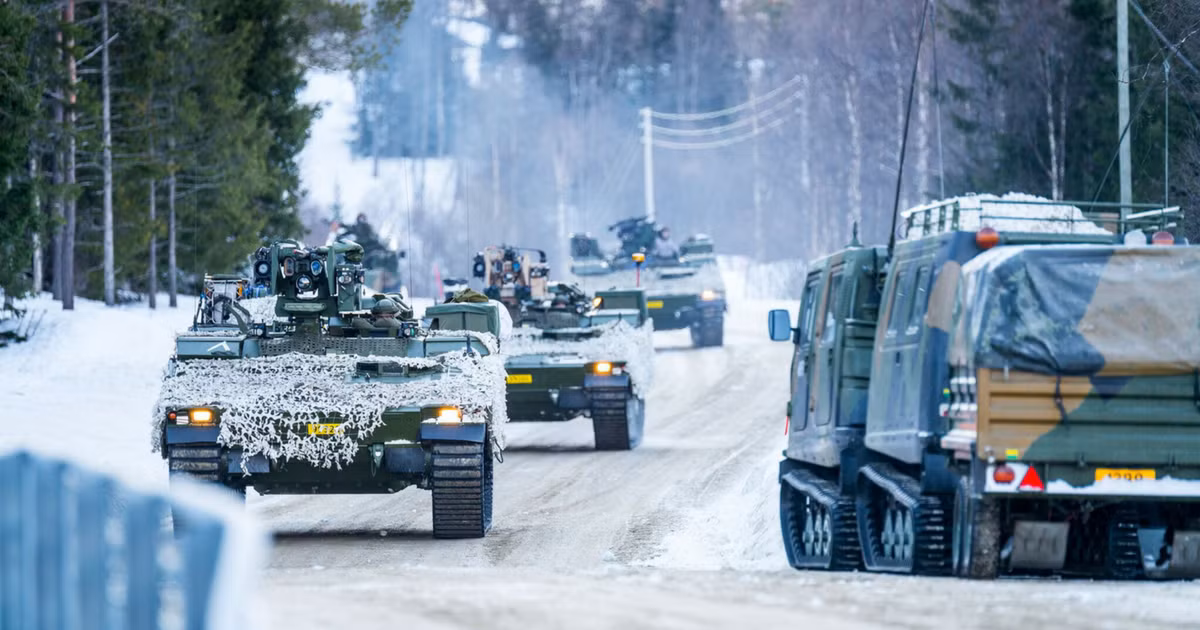 Đoàn thiết giáp gặp tai nạn của Mỹ được xác định thuộc Đại đội Vận tải số 51 của Lục quân Mỹ. Đơn vị này của Mỹ hiện đang đóng quân tại Đức và đã thực hiện cuộc hành quân từ Đức tới Na Uy bằng đường bộ. Nguồn ảnh: GI's.