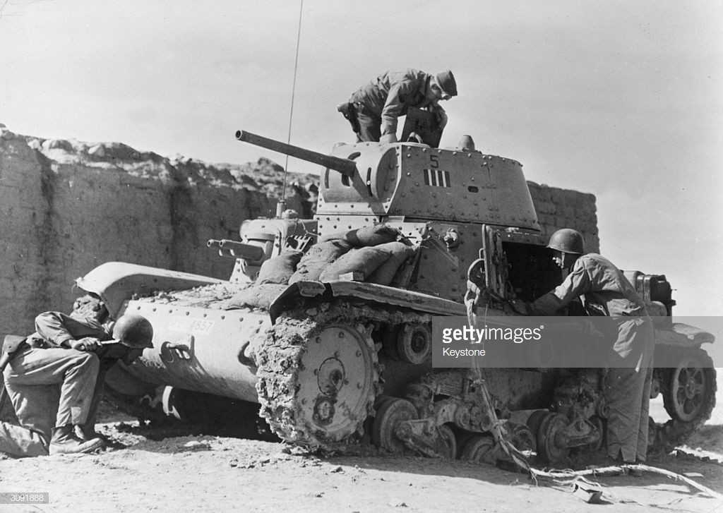 Tuy nhiên nhược điểm lớn nhất của hệ thống treo này đó là tốc độ tối đa không được cao bằng so với các xe tăng tương tự dùng hệ thống treo lò xo hoặc treo thuỷ lực. Ngoài ra khi hỏng hóc, hệ thống treo nhíp cũng khó sửa hơn so với các hệ thống treo khác và thường phải thay cả cụm, dẫn tới gánh nặng cho hậu cần. Nguồn ảnh: Gettyimg.