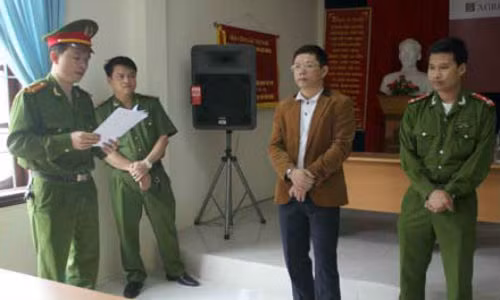 Bat nguyen pho phong Ngan hang Agribank