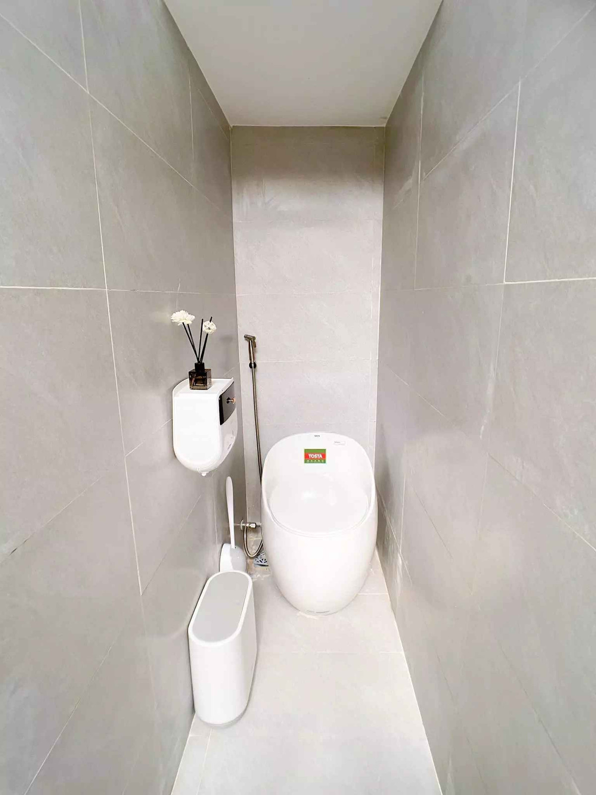 Ngoi nha pho luon trong lanh nho duoc ‘boc’ boi khu vuon nho-Hinh-13