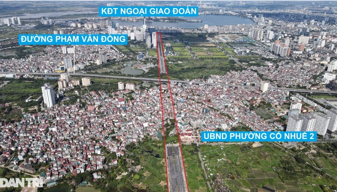 Đường Tây Thăng Long có nút giao lớn với Vành đai 3 (đường Phạm Văn Đồng). Xung quanh khu vực nút giao này có rất nhiều dự án bất động sản quy mô.