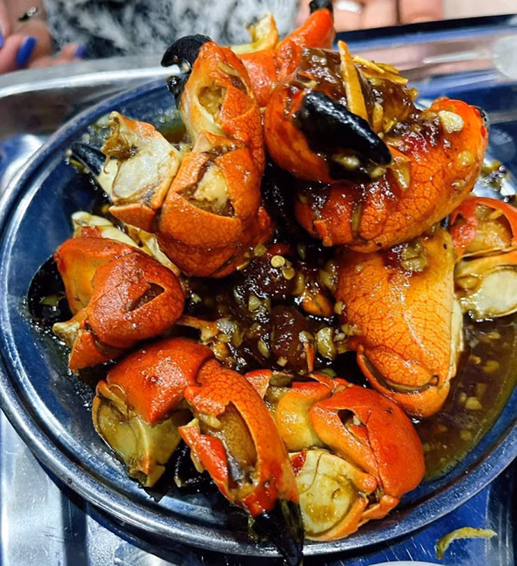 Đối với người dân Quảng Ninh, cù kỳ là đặc sản nổi tiếng mang lại nguồn thu nhập khá cho nhiều người.