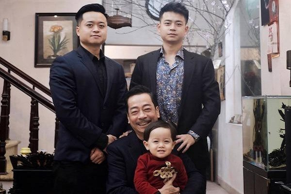 Con trai co NSND Hoang Dung tam su ve bo voi nghiep dien-Hinh-3