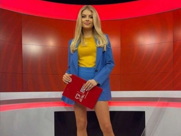 Một số hình ảnh của nàng WAG Oleksandr Zinchenko: