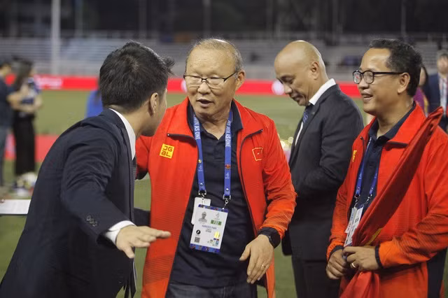 Thay Park Hang-seo duoc bao Thai dua vao top HLV ngoai xuat sac