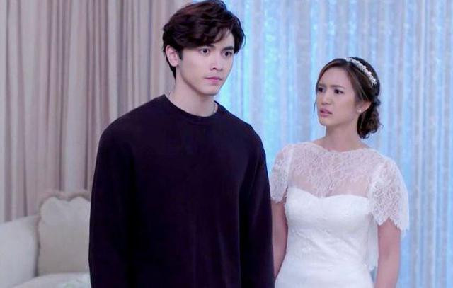 Chong ki niem 15 nam ngay cuoi, vo chet lang truoc cau noi nay