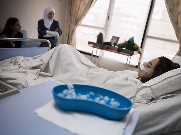 Vi sao cac co gai tuoi teen o Li-Bang deu phau thuat nang mui?-Hinh-3