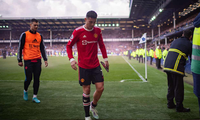 Showbiz va cau chuyen 