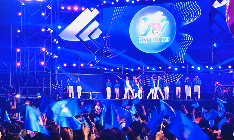 Nhac hoi chao tan sinh vien “S-Fest 2022” cuc soi dong cuoi tuan-Hinh-2