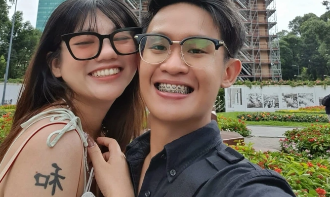 Chuyen tinh xuyen bien gioi cua me hai con va chang trai Singapore-Hinh-2