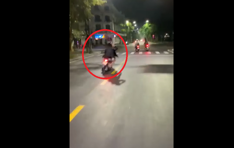 Video: Phong nhanh, danh vong nhom thanh nien nhan 