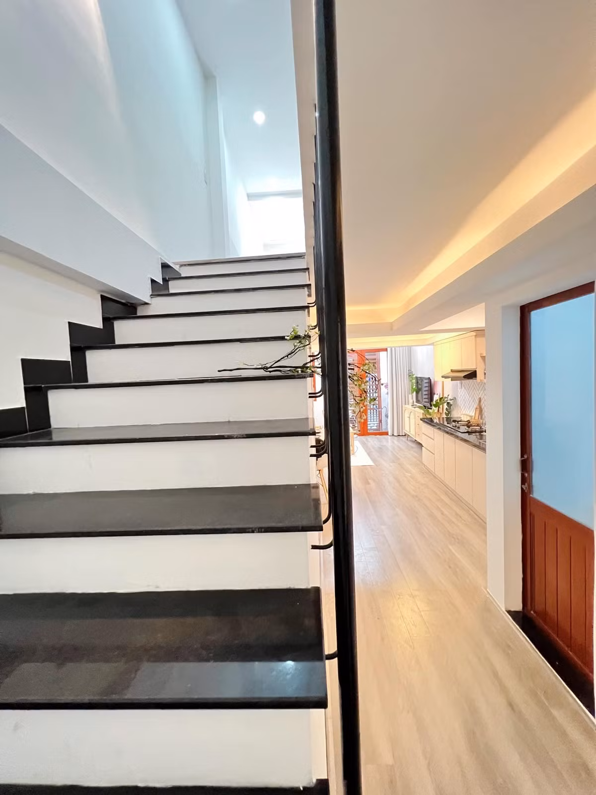 Thiet ke cong nang ngoi nha dien tich nho, kien tao khong gian song-Hinh-13