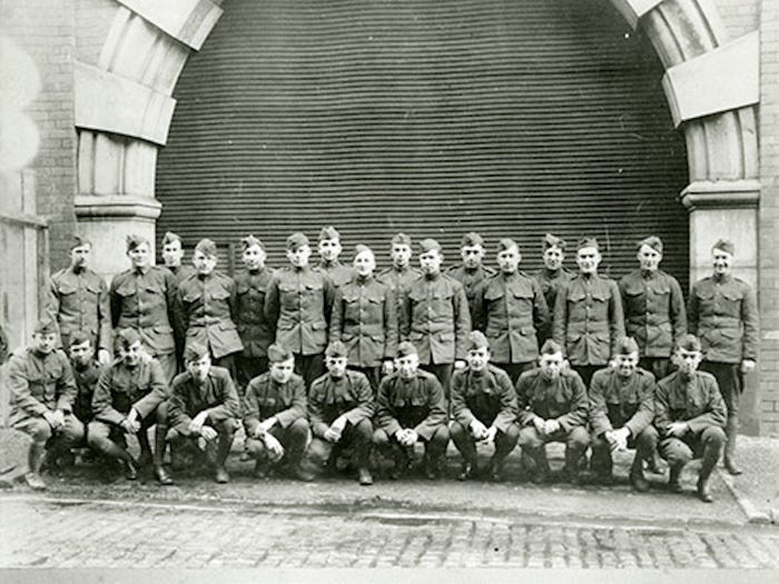 Các lãnh đạo San Francisco khi đó đã thực hiện nhiều biện pháp nghiêm ngặt, sớm đóng cửa thành phố để đối phó dịch bệnh.