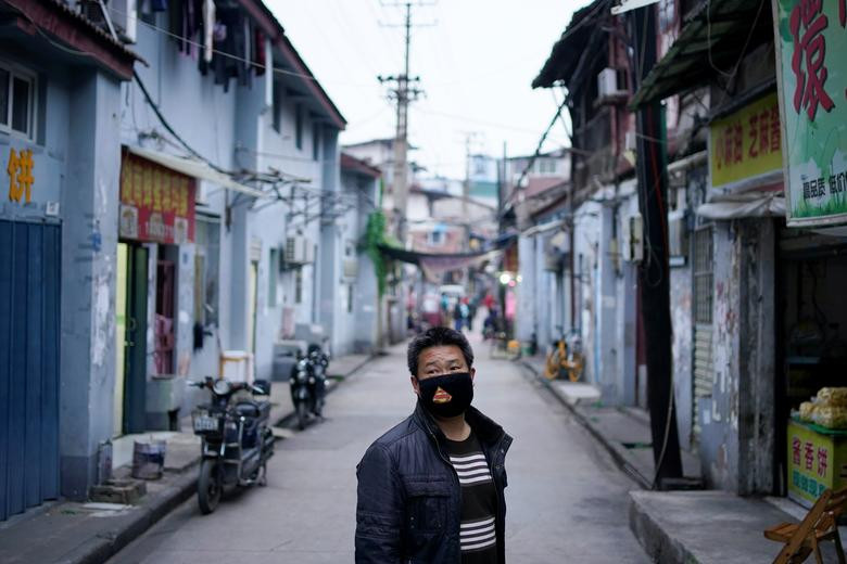 Trước đó, vào ngày 28/3, thành phố Vũ Hán đã bắt đầu dỡ bỏ một phần lệnh phong tỏa vốn được áp đặt từ 23/1. Ảnh: Reuters.